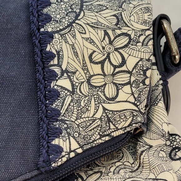 Sakroots Artist Circle Crossbody Bag - Denim and Cotton - Picture 5 of 13